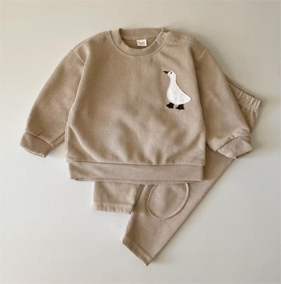 Roupa de bordado do ganso do u - Baby Clothing Organic avaliação e preço